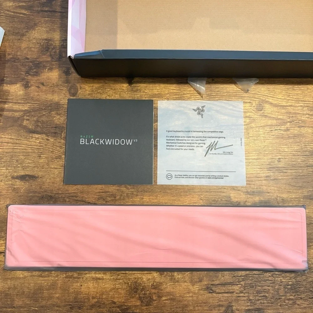 Razer BlackWidow V3 Quartz Keyboard with RGB Lighting